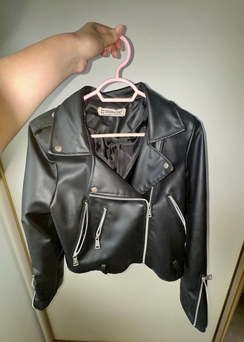 Kadın Siyah Deri Biker Ceket