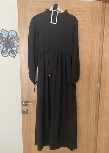 Uzun Siyah Kadın Elbise, Kemerli, Uzun Kollu