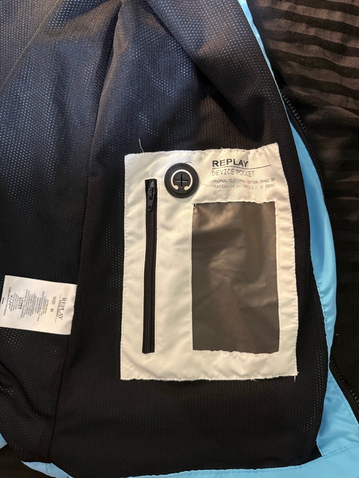 Mavi Replay Kapüşonlu Erkek Rüzgarlık - Görsel 3