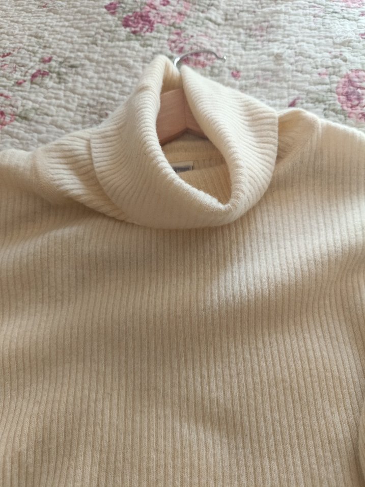 Bej Kadın Boğazlı Triko Kazak - Görsel 4