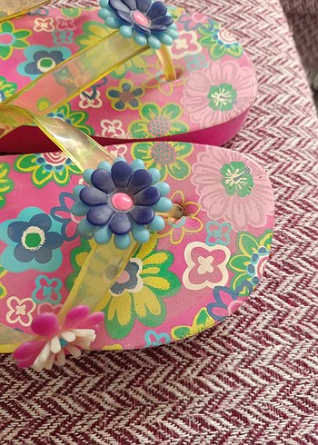 Çiçek Desenli Renkli Dolgu Topuk Terlik - Görsel 3