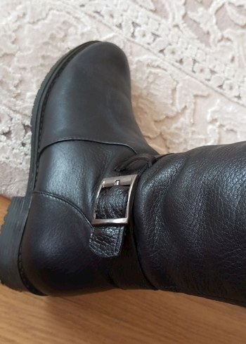 Siyah Deri Tokalı Biker Dizüstü Kadın Çizme - Görsel 11