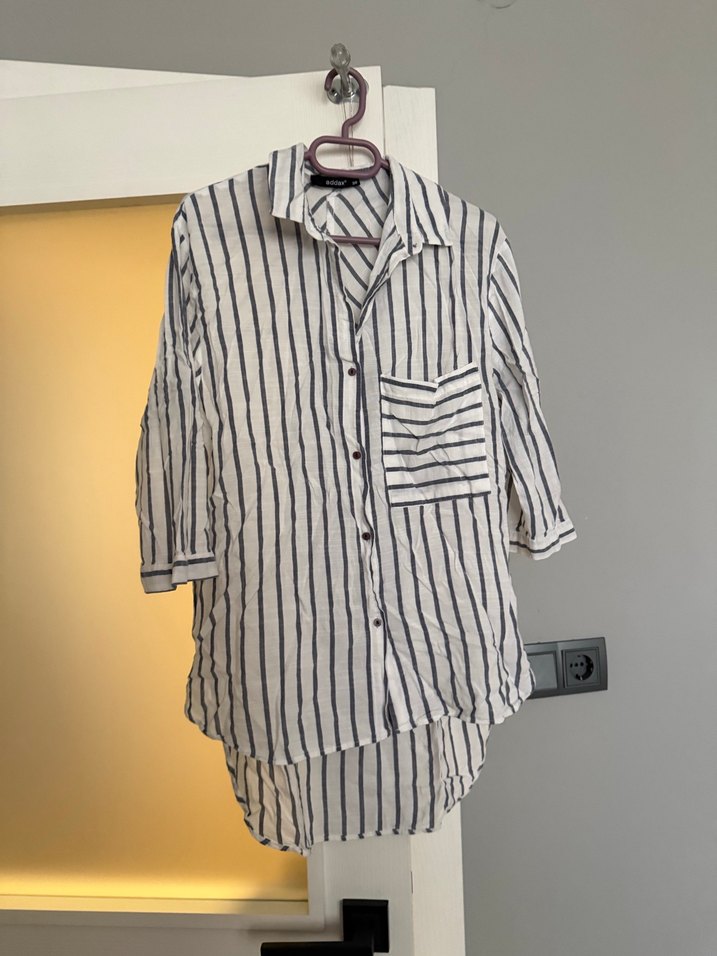 Düğmeli  Çizgili Gömlek - Görsel 3