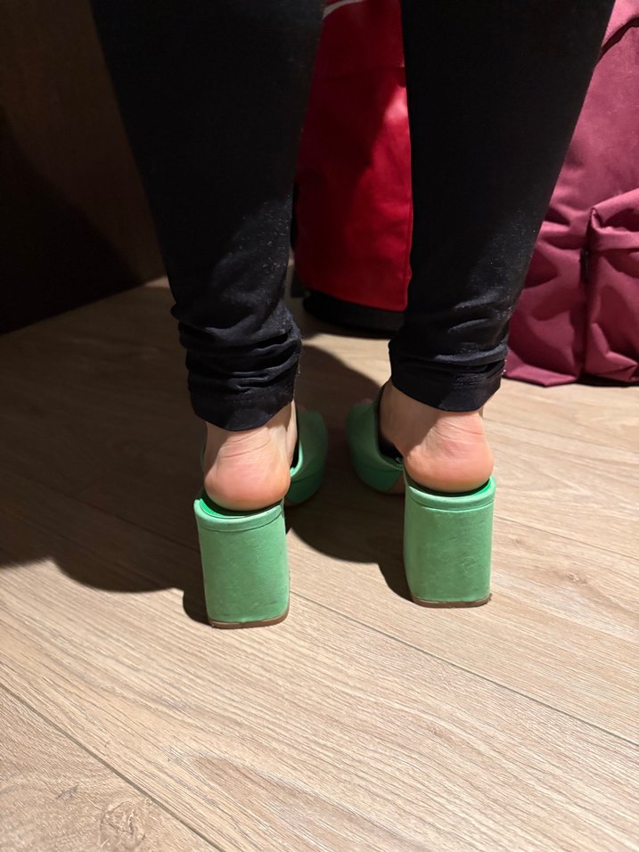 Yeşil kalın Topuklu Kadın Terlik - Görsel 4