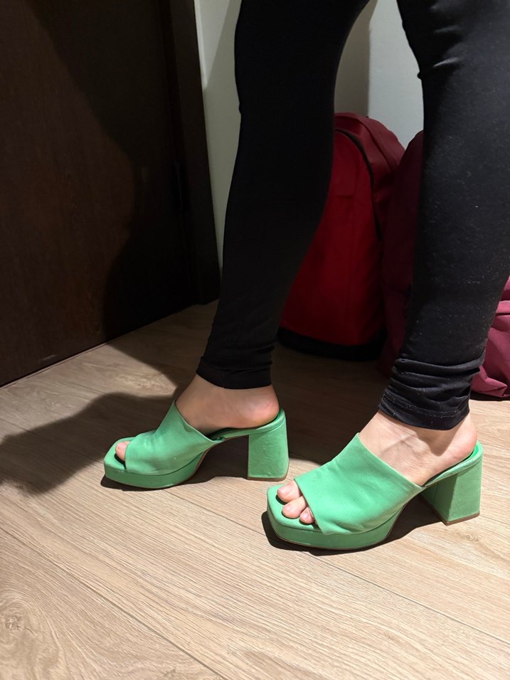 Yeşil kalın Topuklu Kadın Terlik - Görsel 2