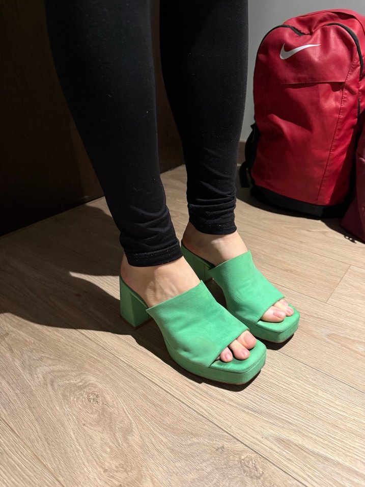 Yeşil kalın Topuklu Kadın Terlik - Görsel 3