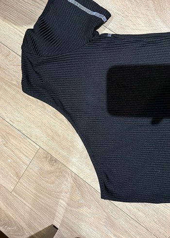 Siyah Baskılı Mini Spor t-shirt - Görsel 4