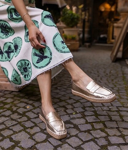 Hakiki deri altın rengi bayan babet - Görsel 3