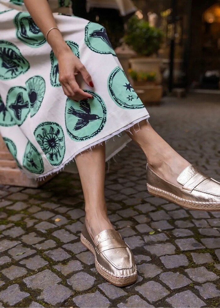 Hakiki deri altın rengi bayan babet - Görsel 3