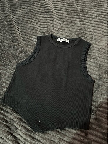 32 Beden Zara siyah crop