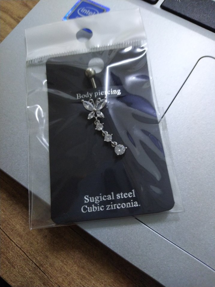 Minimalist Göbek Piercing - Görsel 2