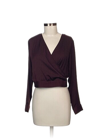 H&M Bluz %70 İndirimli.