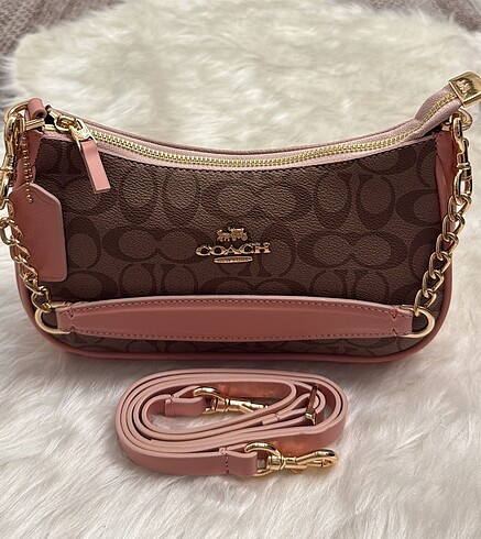 Coach Pudra Pembe Shoulder Bag