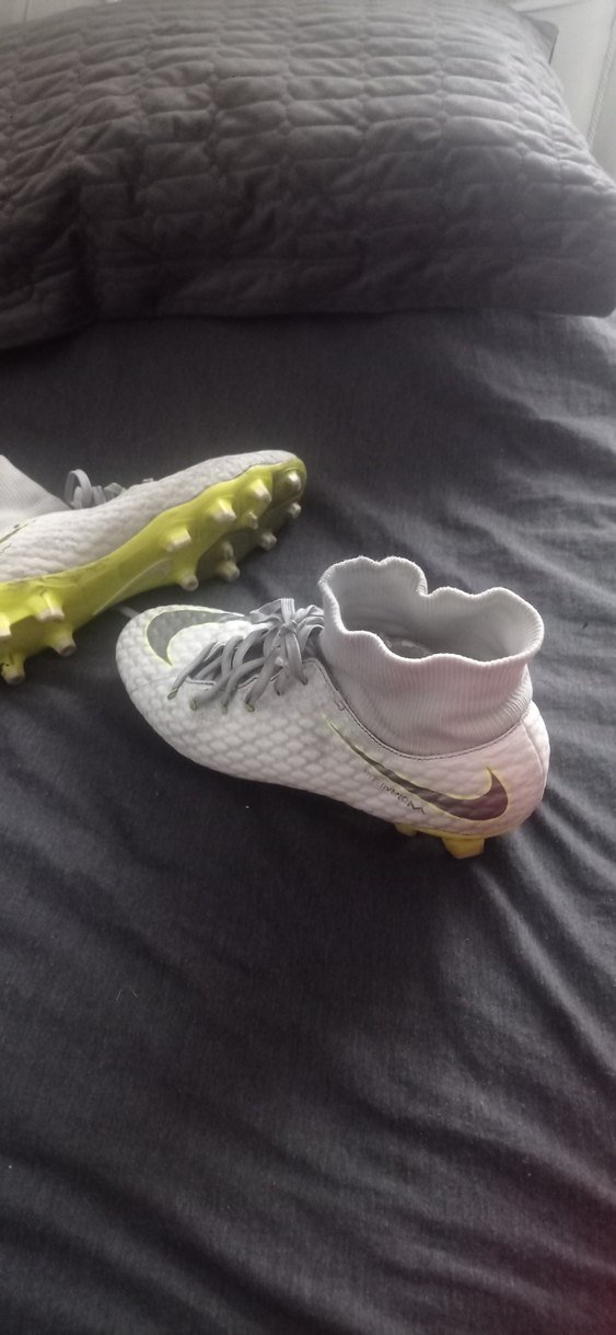 nike hypervenom krampon - Görsel 3