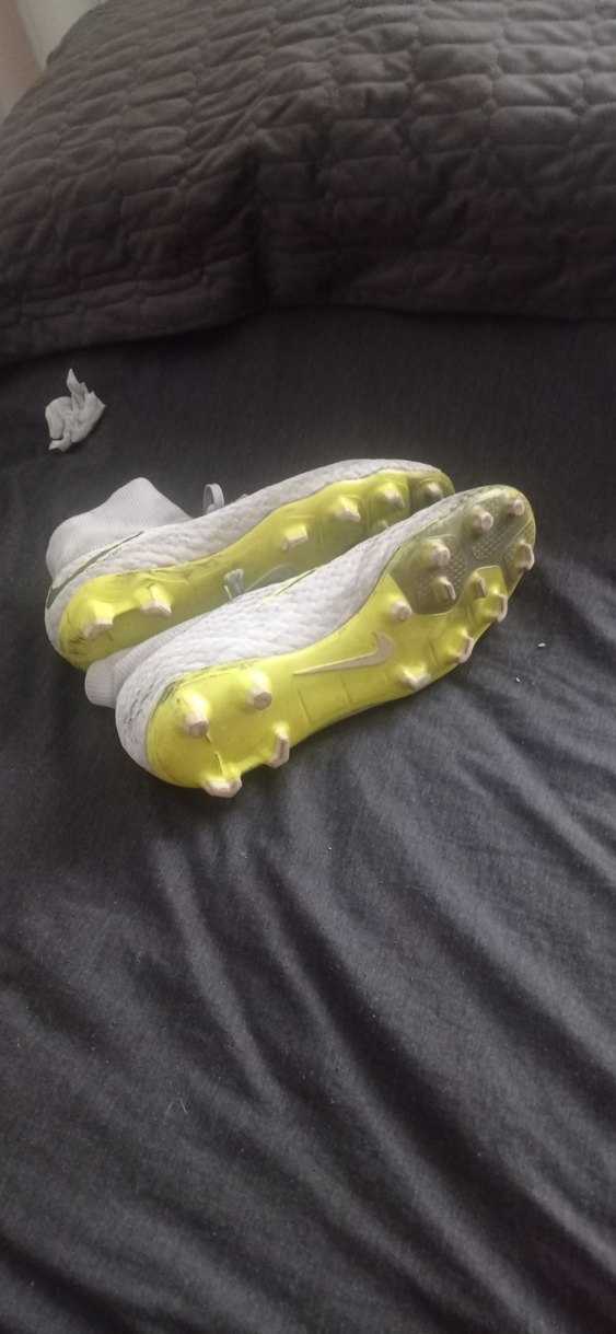 nike hypervenom krampon - Görsel 4