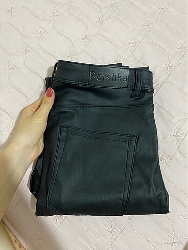 bershka deri pantolon