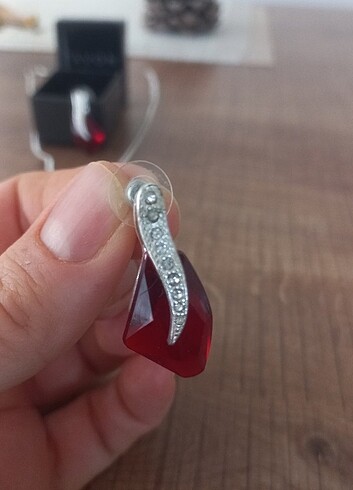 Avon Avon taşlı takım