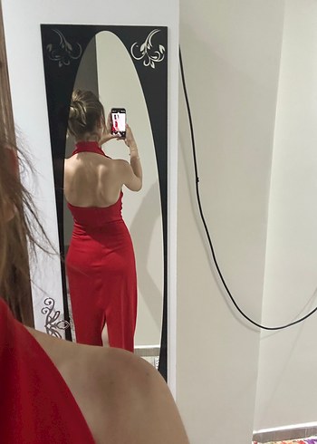 xs Beden Kırmızı Parlak Drapeli Uzun Elbise