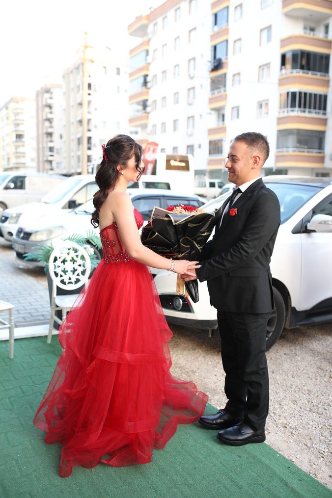 Kırmızı Straplez Uzun Abiye Elbise - Görsel 3