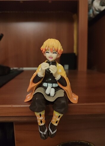  Demon Slayer Zenitsu ve muichiro figür