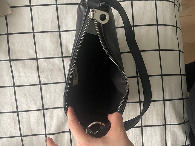 Pull and Bear Siyah omuz çantası