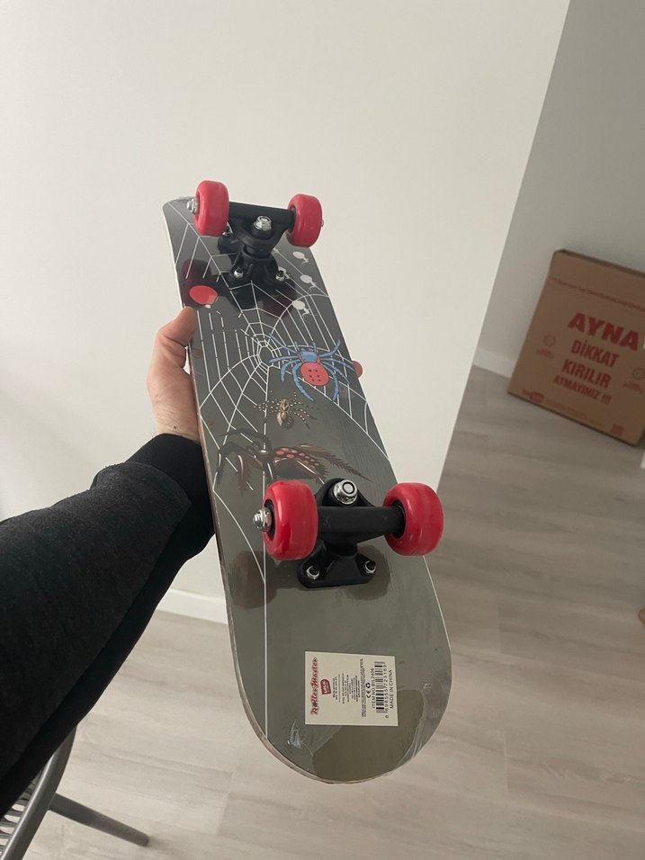 Çocuk Kaykay Tahtası Siyah Örümcek Ağı Desenli - Görsel 2