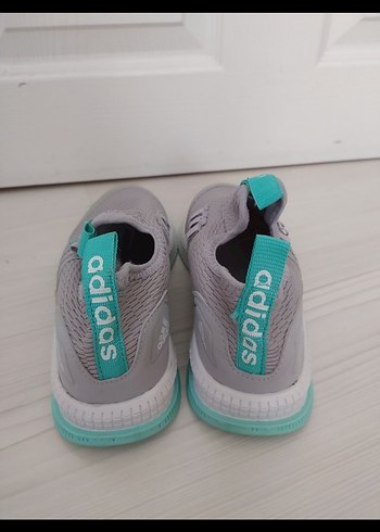 40 Beden Gri Adidas Kadın Spor Ayakkabı