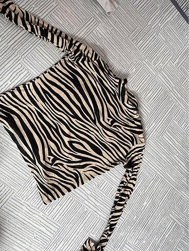 Leoparlı bluz