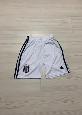Beşiktaş şortlu takım - Görsel 3