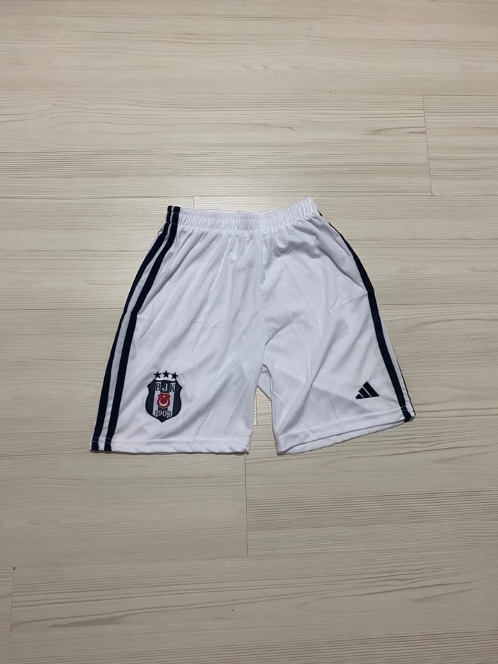 Beşiktaş şortlu takım - Görsel 3