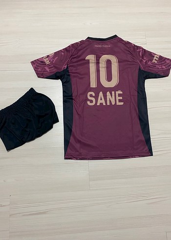 Sane yazılı Galatasaray şortlu takım - Görsel 2