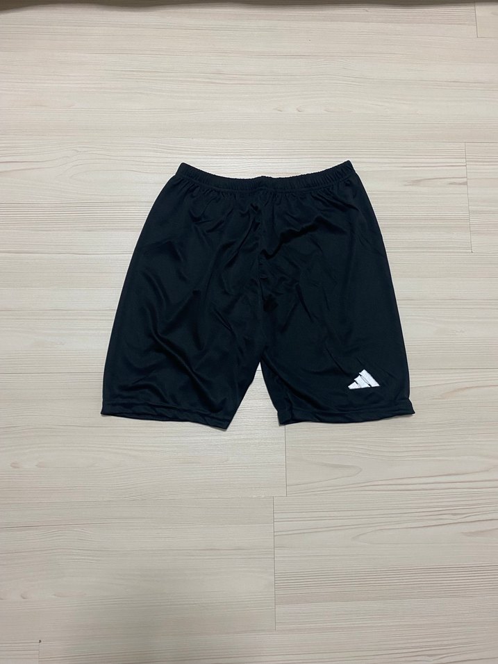 Ronaldo yazılı şortlu takım - Görsel 3