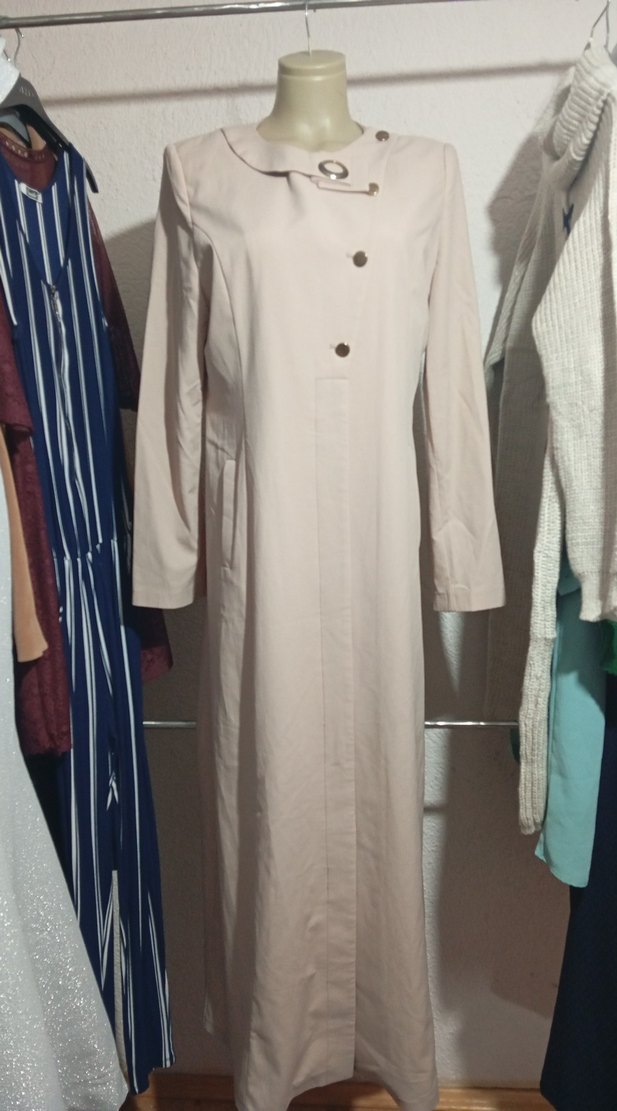 Bej Düğmeli Uzun Kadın Kaban - Görsel 2