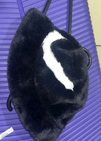 Siyah Nike  Peluş Kadın Şapka - Görsel 2