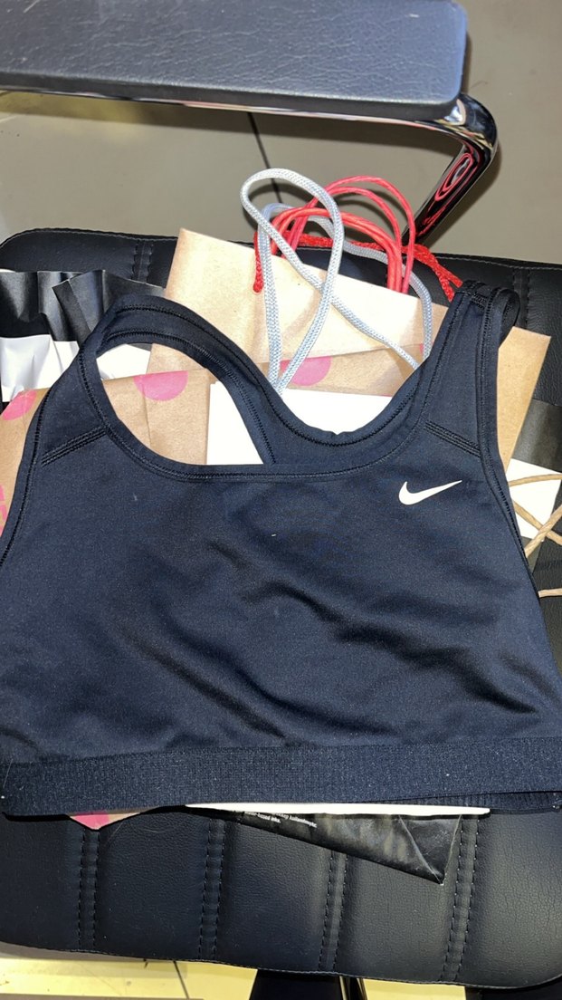 Siyah Nike Spor Sütyeni - Görsel 2