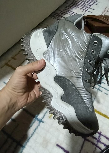 Gri Bağcıklı Platform Kadın Spor Ayakkabı - Görsel 5