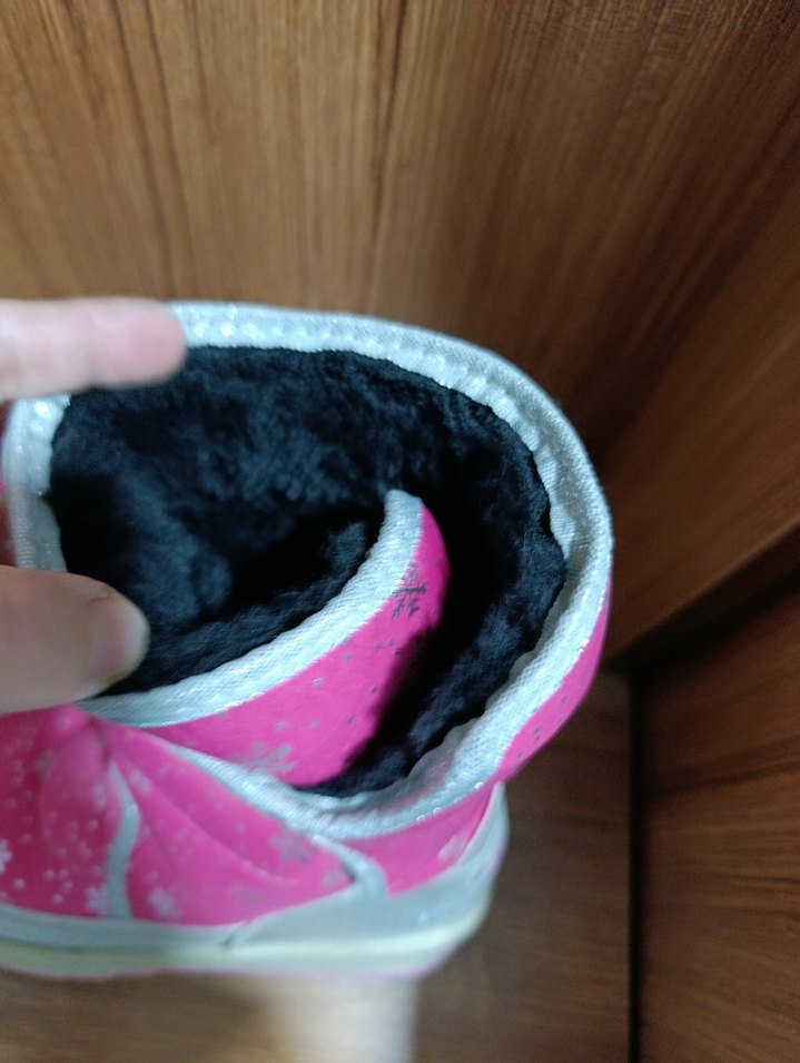 Kız Çocuk Pembe Desenli Kaydırmaz Bot - Görsel 2