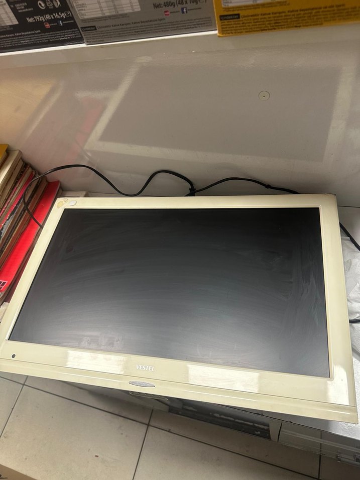 Vestel LCD televizyon - Görsel 2