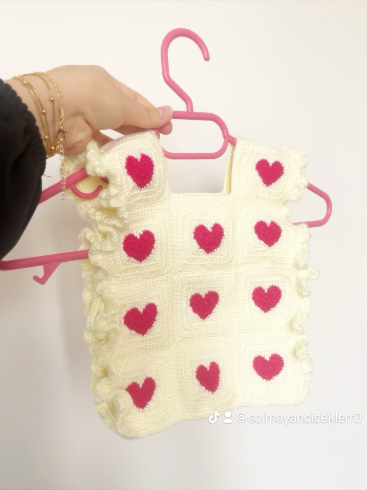 Kız Çocuk Kalpli Örgü Bohem Yelek - Görsel 3