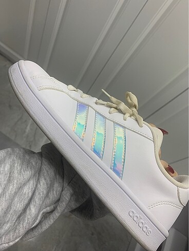 Adidas sneaker