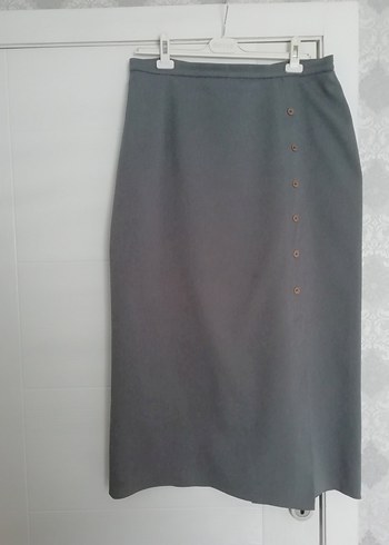 Düğmeli Uzun Gri Kadın Etek - Görsel 3