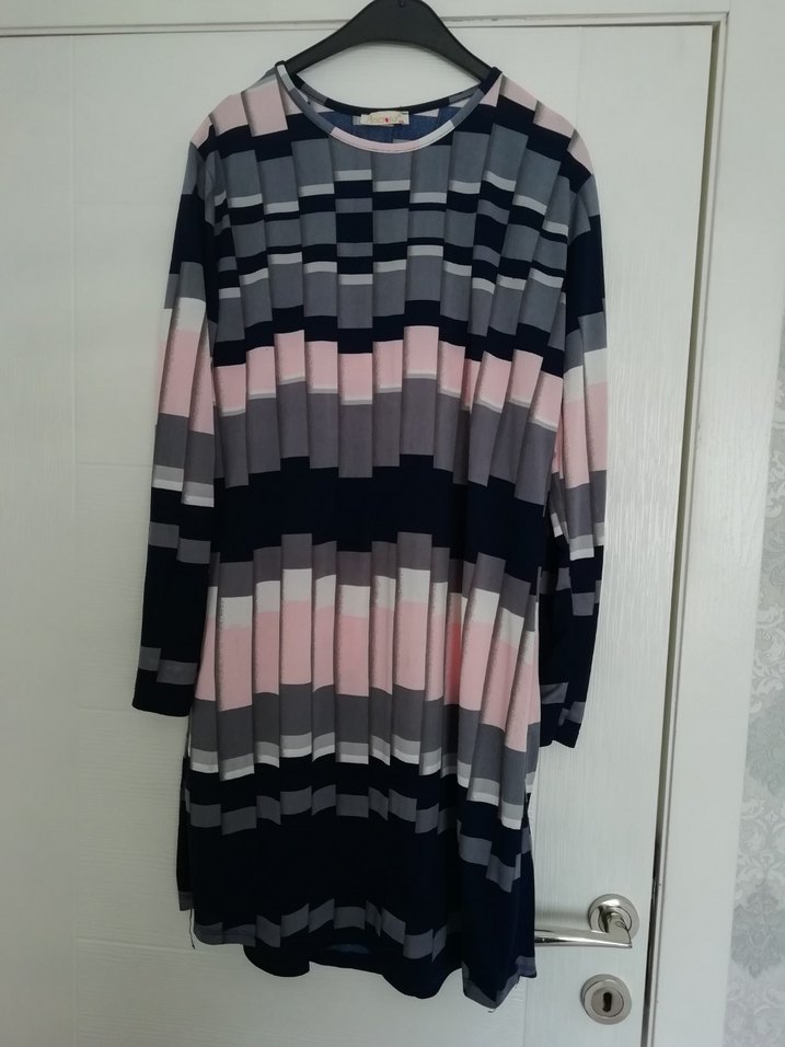 Gri Çok Renkli Uzun Kollu Piliseli Tunik - Görsel 2