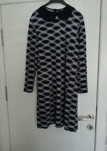 Yılan Desenli Gri Midi Elbise - Görsel 2