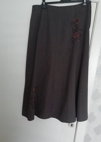 Bordo İşlemeli Uzun Kadın Etek - Görsel 3