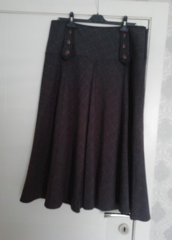 Düğmeli Kahverengi Uzun Kadın Etek - Görsel 2