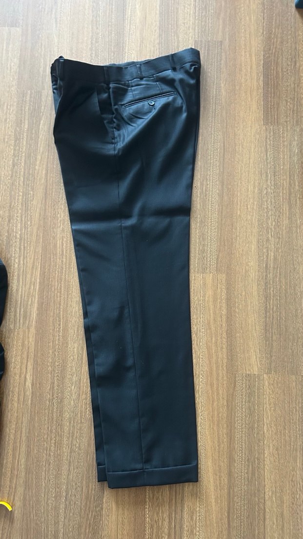 Abdullah Kığılı marka  Siyah Düğmeli Klasik Kesim takım elbise - Görsel 4