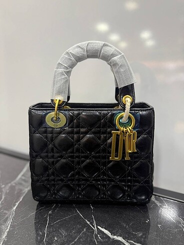 Dior Chiristian Dior çanta(9 ÇEŞİT)