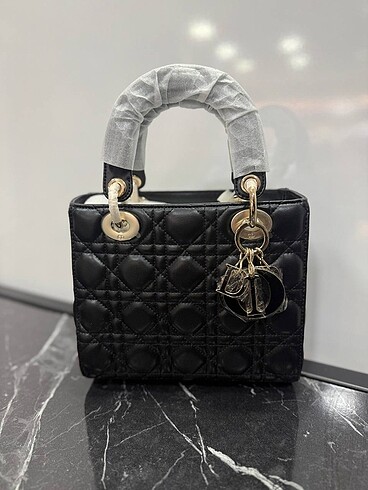  Beden Chiristian Dior çanta(9 ÇEŞİT)