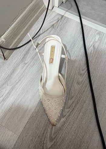 İnci İşlemeli Beyaz Stiletto Marcatelli Gelin ayakkabısı - Görsel 2