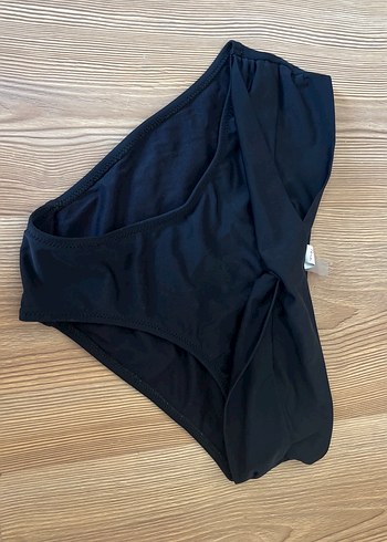 Siyah Drapeli Fit Kadın Bikini Altı